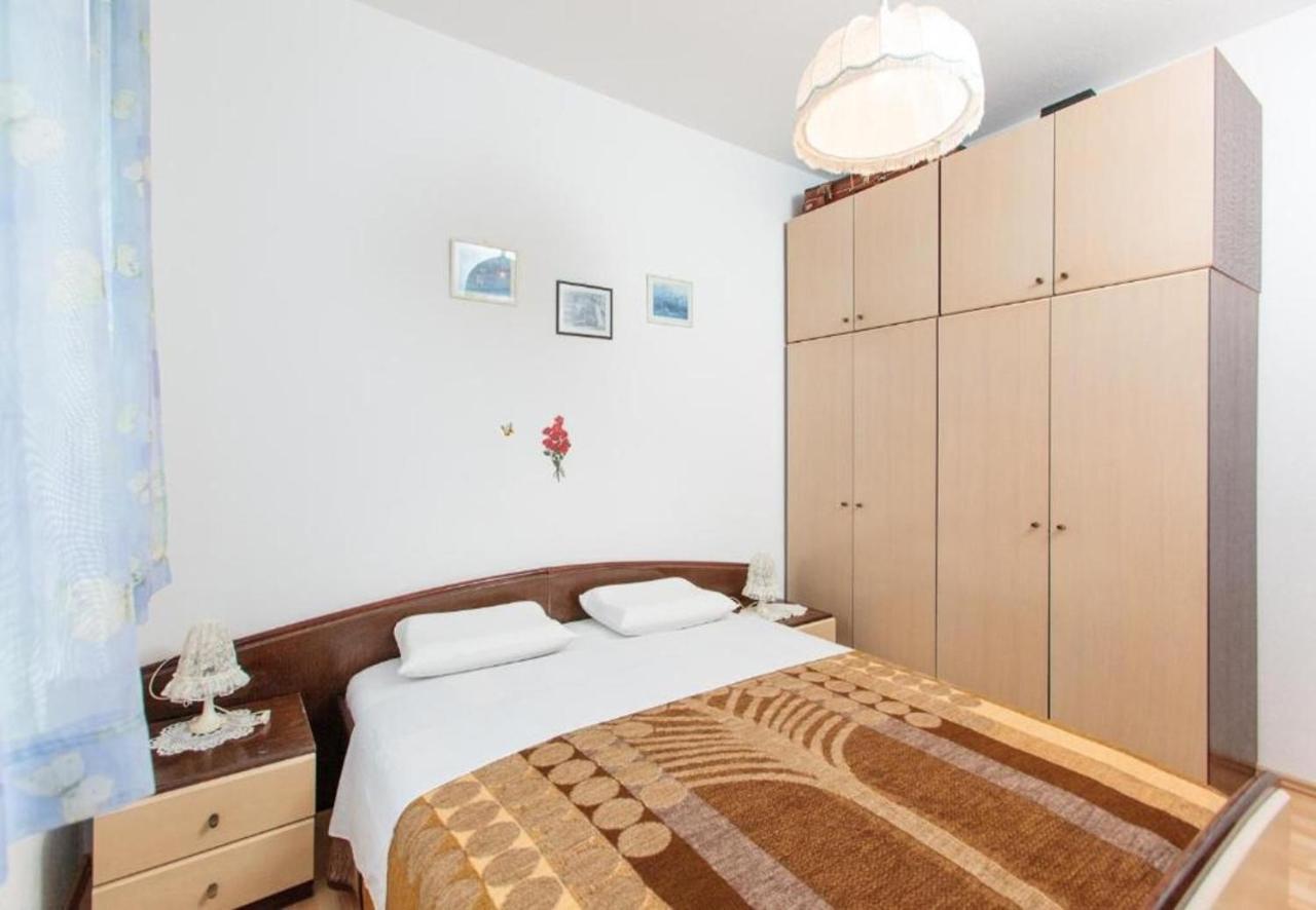 Apartment Knez 1 - 50 M From Beach 포드스트라나 외부 사진