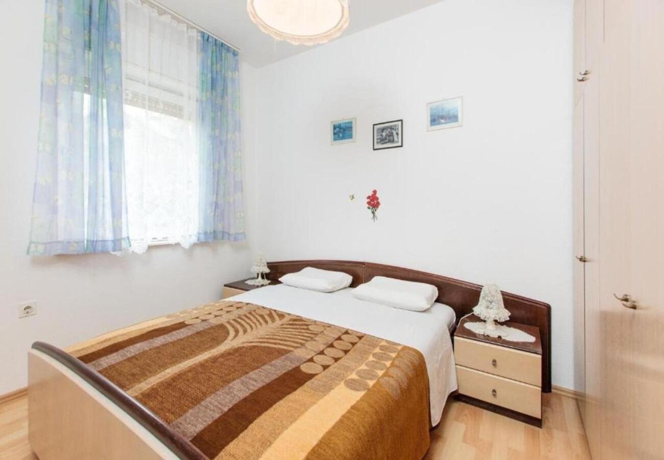 Apartment Knez 1 - 50 M From Beach 포드스트라나 외부 사진